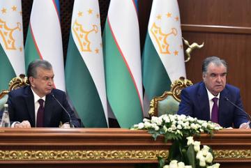 Заявление для прессы по итогам таджикско-узбекских переговоров в рамках официального визита Президента Республики Узбекистан Шавката Мирзиёева