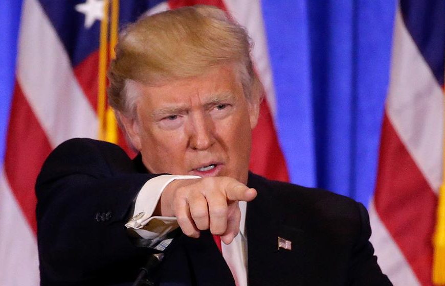Трамп аз СММ хост, ки Чинро ба ҷавобгарӣ кашад