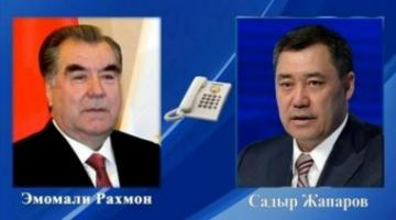 Телефонный разговор Эмомали Рахмона и Садира Жапарова: обсудили отношения между Таджикистаном и Кыргызстаном