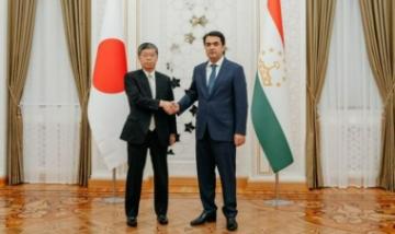 Рустами Эмомали встретился с Послом Японии в Таджикистане Тосихиро Аики