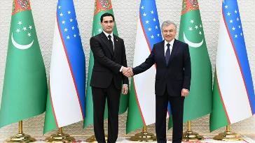 Президент Туркменистана прибыл в Узбекистан
