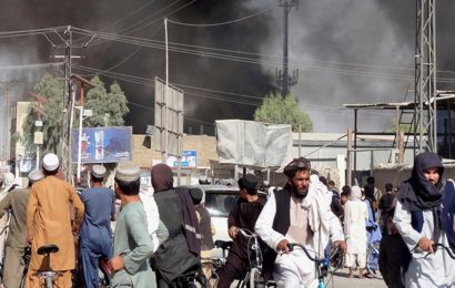 Талибы открыли огонь на митинге в Асадабаде