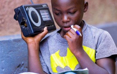 ЮНЕСКО: из-за пандемии более 100 миллионов детей не научились читать