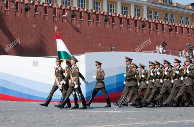 Военнослужащие Таджикистана прибыли в Москву для участия в параде Победы