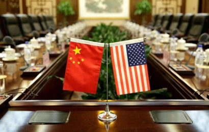 Вашингтон возвращает дипломатов в Китай