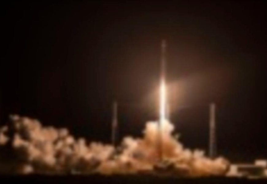 SpaceX Илона Маска произвела успешный запуск 61 спутника