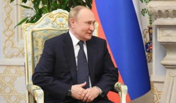 Путин на встрече с Эмомали Рахмоном отметил вклад граждан Таджикистана в экономику России