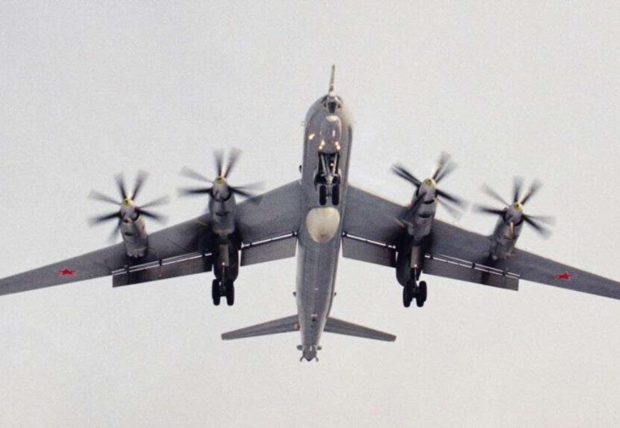 Российские самолеты-разведчики вновь были перехвачены рядом с Аляской
