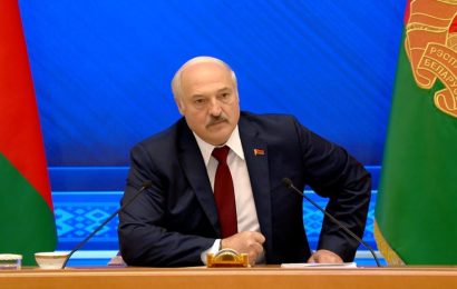 Лукашенко: за мятежом в Казахстане стояли Литва, Польша и Украина