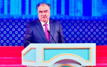 Встреча Президента Таджикистана с представителями молодежи страны