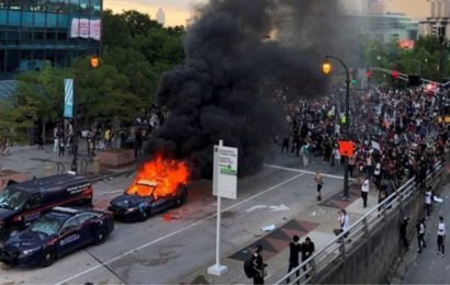 Города США охватили протесты из-за гибели Джорджа Флойда