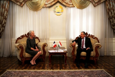 Встреча Министра иностранных дел Таджикистана с Послом Франции