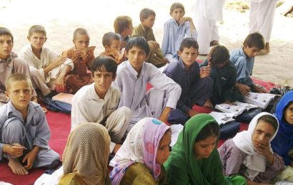ЮНИСЕФ: Десяти миллионам афганских детей нужна помощь
