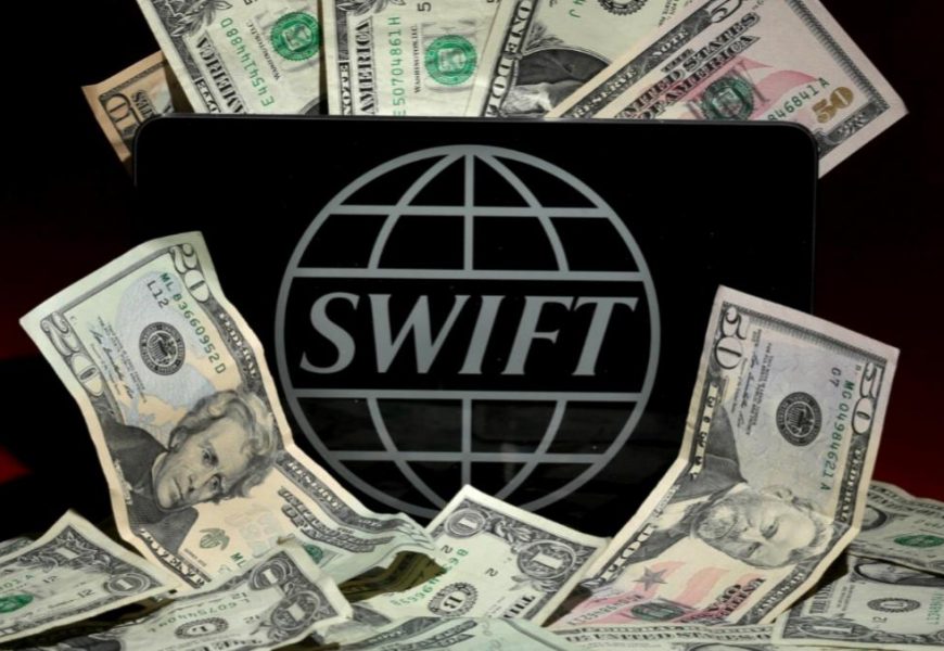 США оценивают возможные последствия отключения России от SWIFT