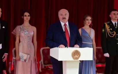 Новогодний бал стал трибуной для обращения Лукашенко к молодёжной элите страны