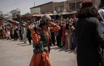 Разведданные: талибы охотятся на афганцев, помогавших США и НАТО