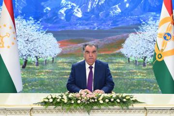 Эмомали Рахмон в своём послании призвал таджикистанцев избегать расточительства