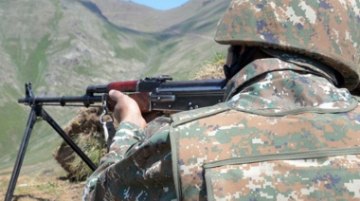 Азербайджан и Армения снова обвинили друг друга в обстрелах