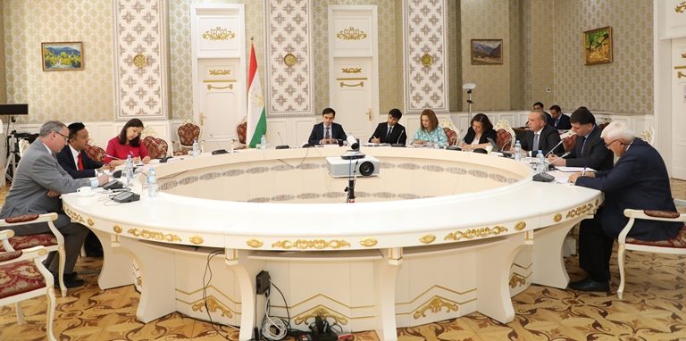 Таджикистан и США укрепят межбанковское сотрудничество