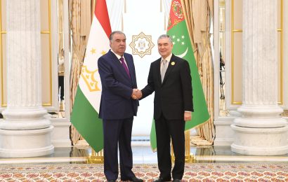 Лидер нации провел встречу с Председателем Халк Маслахаты Туркменистана