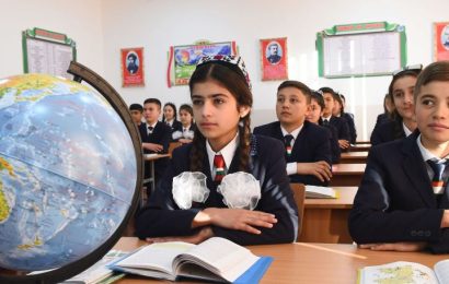 Российские педагоги будут учить таджикских детей