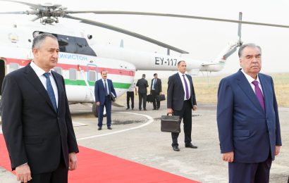 Президент Таджикистана посетил Дангаринский район