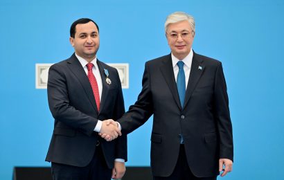Президент Казахстана наградил орденом «Ел бірлігі» выдающегося деятеля Акбаржона Исмаилова