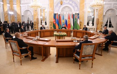 Президент Республики Таджикистан принял участие в неформальной встрече лидеров СНГ