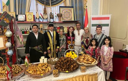 Благотворительный базар в Астане и национальный бренд Таджикистана