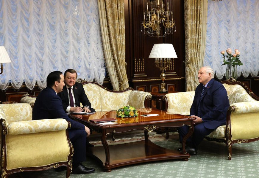 Встреча Чрезвычайного и Полномочного Посла Республики Таджикистан с Президентом Республики Беларусь