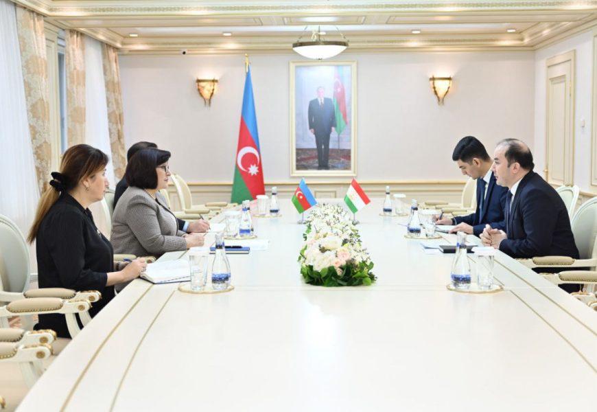 Встреча Посла Республики Таджикистан с Председателем Парламента Азербайджанской Республики