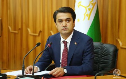 Президент Федерации футбола Таджикистана Рустами Эмомали по достоинству оценил достижения национальной сборной страны