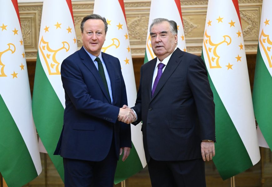 Таджикистан посетил госсекретарь по иностранным делам Великобритании Дэвид Кэмерон