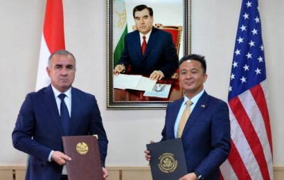 Таджикистан и США намерены внедрить Систему отслеживания передвижений террористов