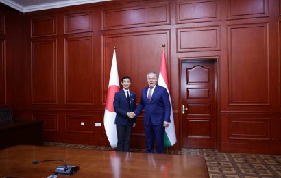 Встреча Министра иностранных дел Таджикистана с Государственным министром иностранных дел Японии