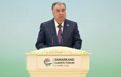 Президенти Тоҷикистон Эмомалӣ Раҳмон: «Пиряхҳои мо танҳо манбаи об барои минтақа набуда, дар ҳифзи иқлими минтақа низ нақши муҳим мебозанд»