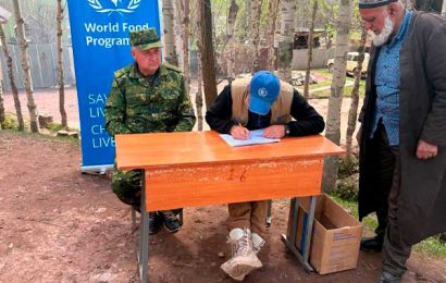 Помощь пострадавшему населению Рашта и Таджикабада