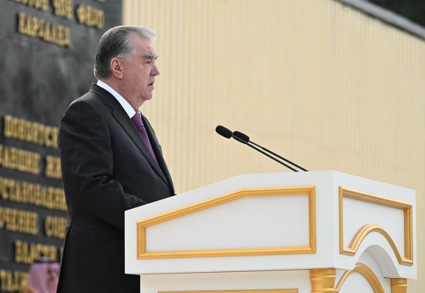 Речь Президента Республики Таджикистан в честь Дня Победы