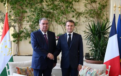 Президент Таджикистана провёл встречу с Президентом Франции