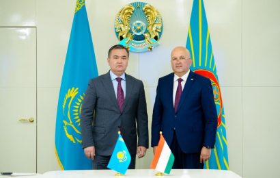 Встреча Посла Таджикистана в Казахстане с Акимом Астаны