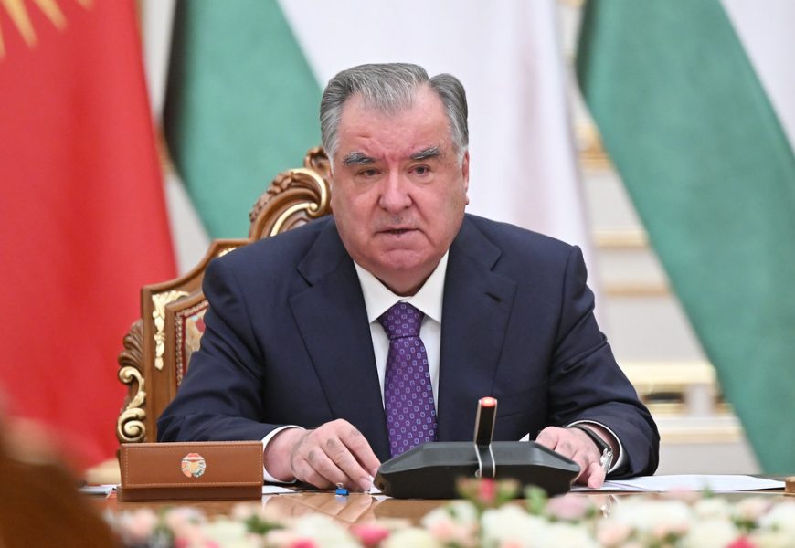 Заявление для прессы Президента Таджикистана по итогам переговоров с Президентом Кыргызстана