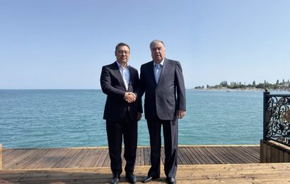 Мулоқоти Президенти Ҷумҳурии Тоҷикистон Эмомалӣ Раҳмон бо Президенти Ҷумҳурии Қирғизистон Садир Жапаров