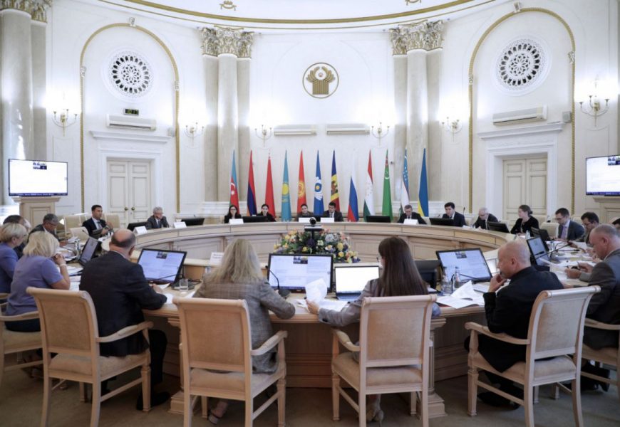 Минск: Консультации по совершенствованию деятельности СНГ