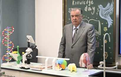 Президент Таджикистана открыл ряд образовательных учреждений