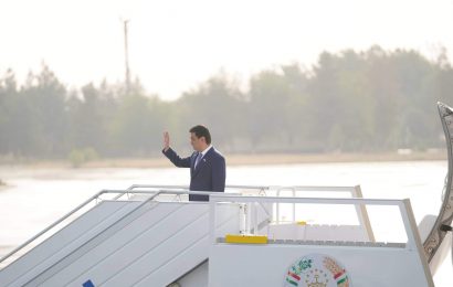 Раиси Маҷлиси миллии Маҷлиси Олии Ҷумҳурии Тоҷикистон Рустами Эмомалӣ ба Ҷумҳурии Қазоқистон сафар намуданд