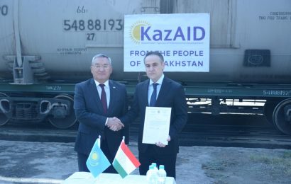 Казахстан передал Таджикистану 5000 тонн мазута по линии KazAID