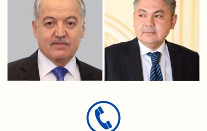 Суҳбати телефонии вазирони корҳои хориҷии Тоҷикистону Қазоқистон