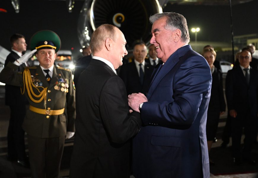 Владимир Путин в Душанбе🎬