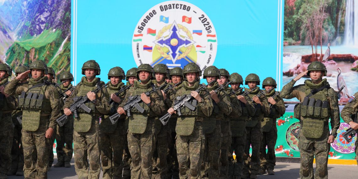 Машқҳои муштараки неруҳои сулҳҷӯёнаи кишварҳои СААД оғоз гардиданд