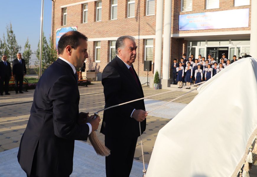 Идомаи сафари кории Пешвои миллат Эмомалӣ Раҳмон дар вилояти Хатлон